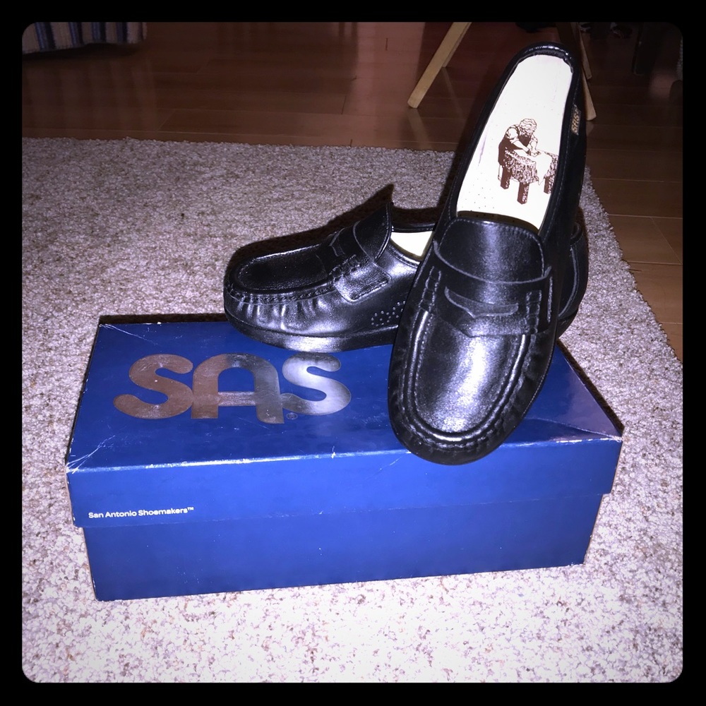 SAS Classic Leather Slip On Loafers